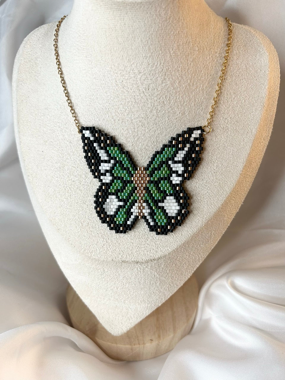 COLLIER Butterfly
